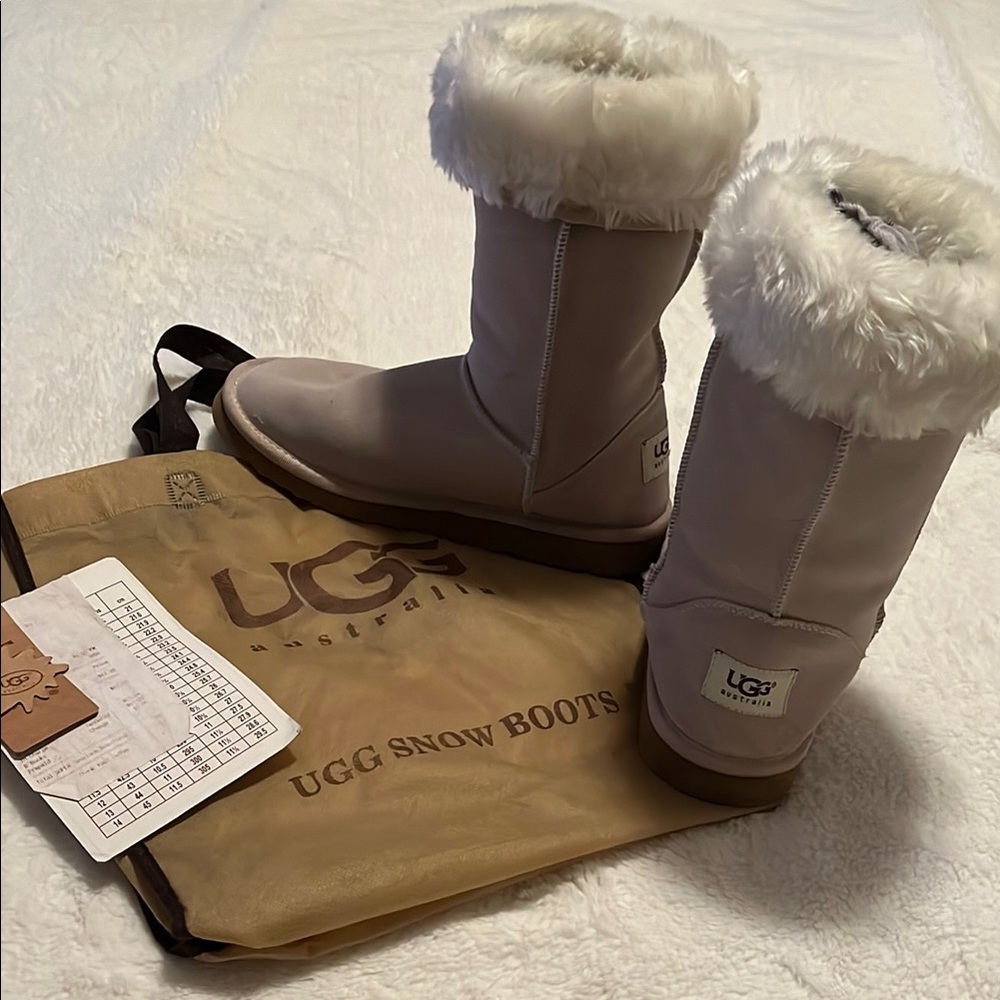 UGG Cream Boots with White Fur Trim